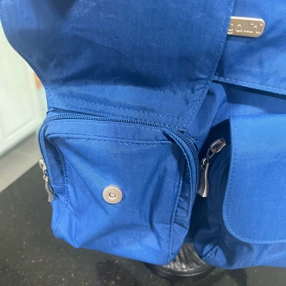 Baggallini Royal Blue Women’s’ Backpack - Picture 3 of 6